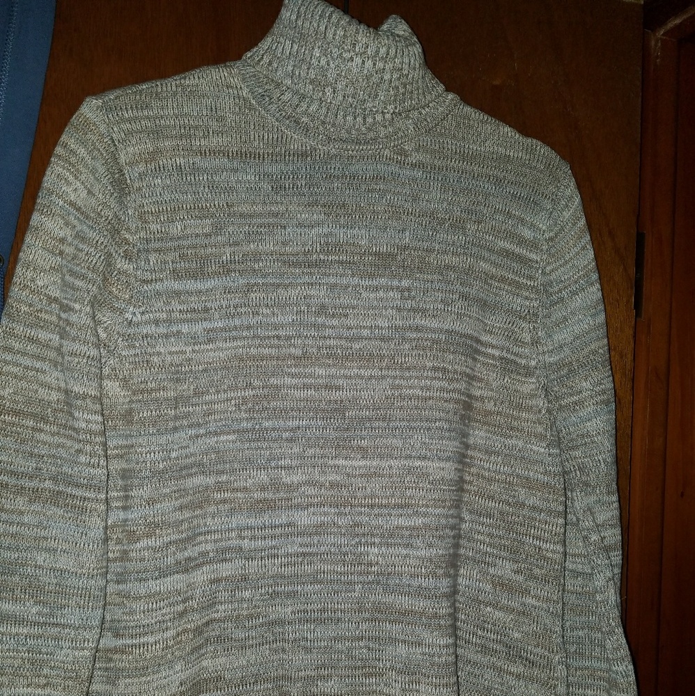 Turtle neck